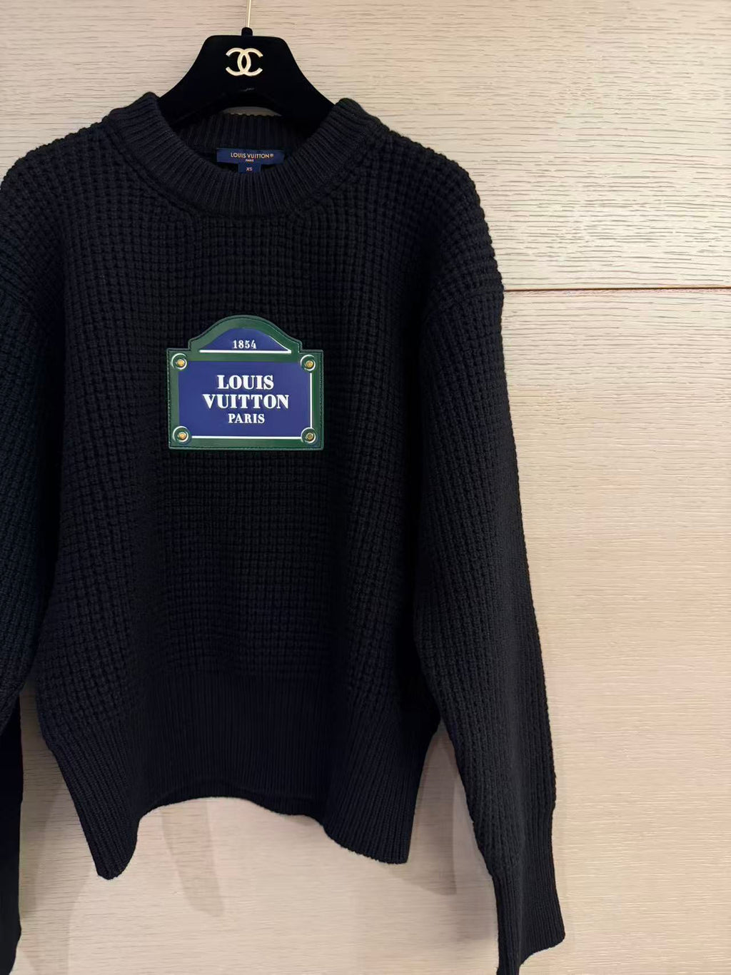 Louis Vuitton Oversize 路牌 Logo 黑毛衣（XS）