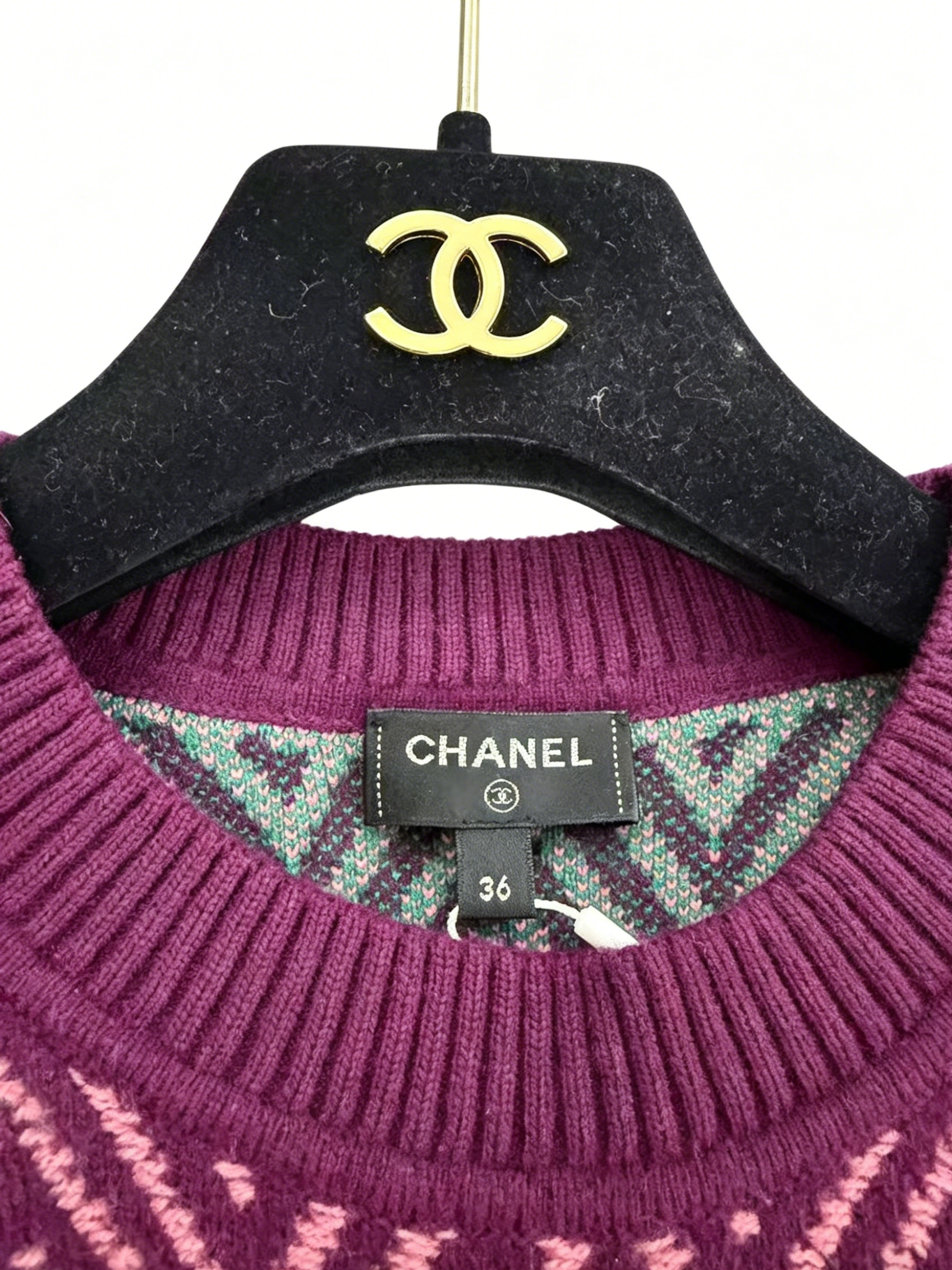 Chanel Chevron Knit Dress with CC Logo - Burgundy/Pink/Green 香奈兒 經典雙 C 人字紋針織連衣裙 紫粉撞色