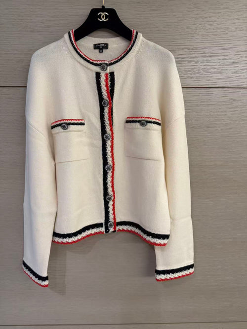 Chanel 100% Cashmere Cardigan with Contrast Trim - White/Black/Red 香奈儿 100% 羊绒撞色饰边开衫 白黑红配色