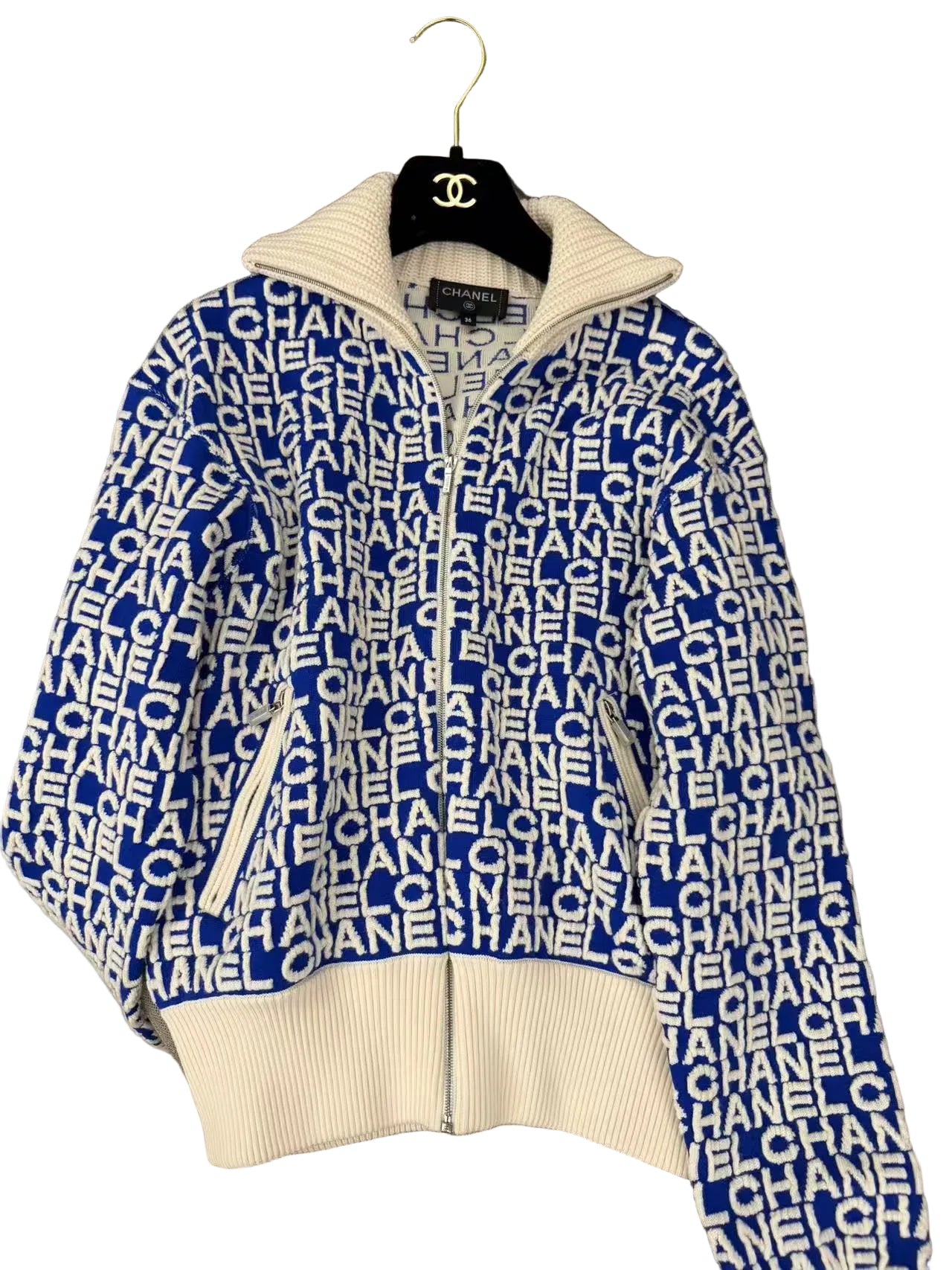 Chanel All-Over Logo Knit Zip-Up Jacket - Blue & Off-White 香奈儿 满印字母提花拉链针织夹克 蓝白配色