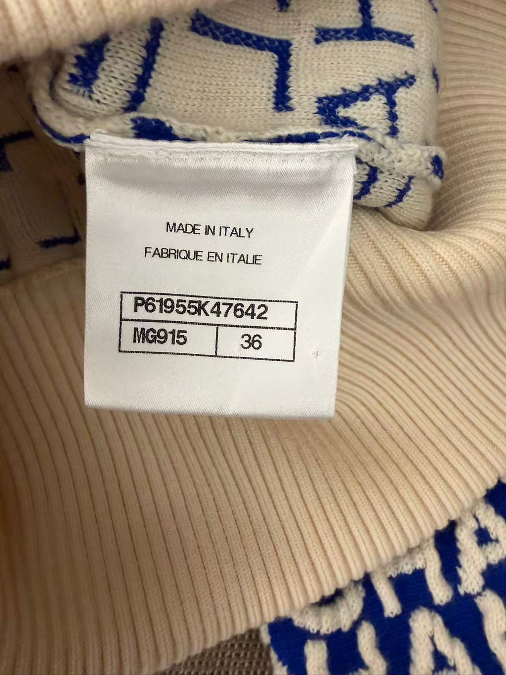 Chanel All-Over Logo Knit Zip-Up Jacket - Blue & Off-White 香奈儿 满印字母提花拉链针织夹克 蓝白配色