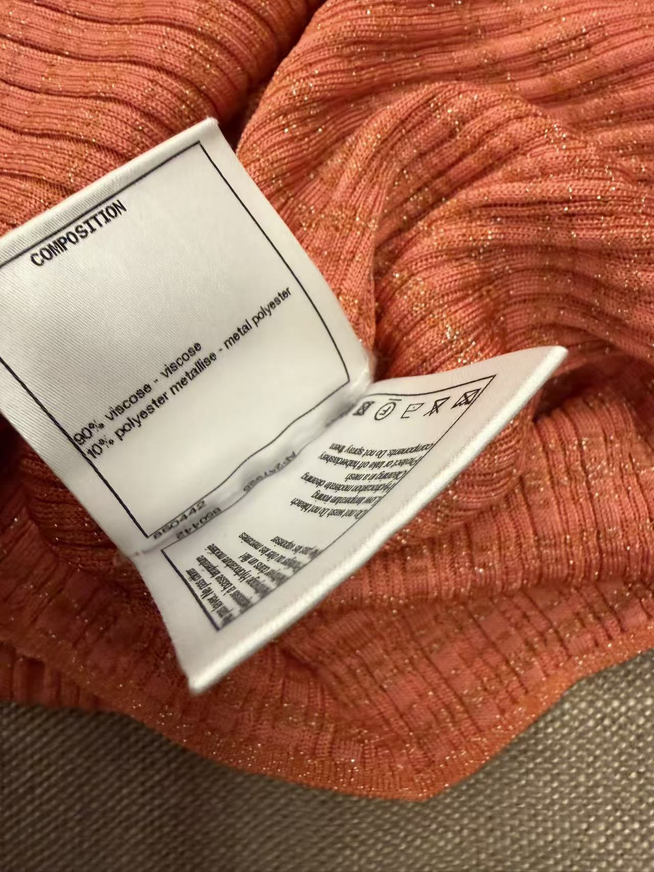 Chanel Coral Lurex Ribbed Knit Polo Top 香奈儿 珊瑚金葱坑条针织 Polo 上衣