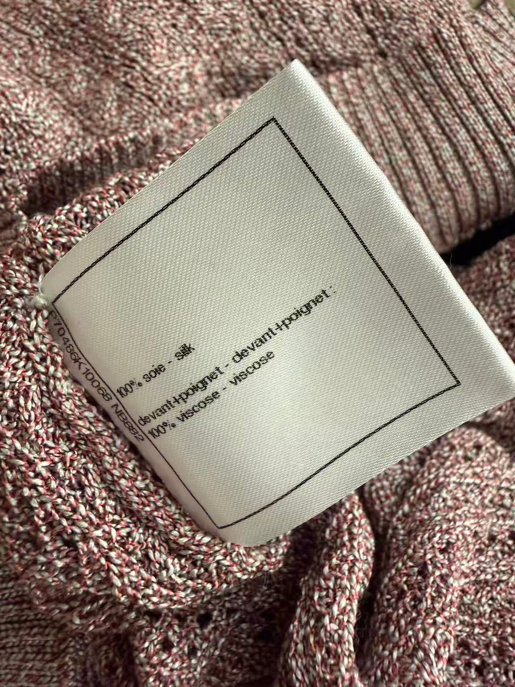 CHANEL 粉紫色亮絲紗金扣 V 領開衫