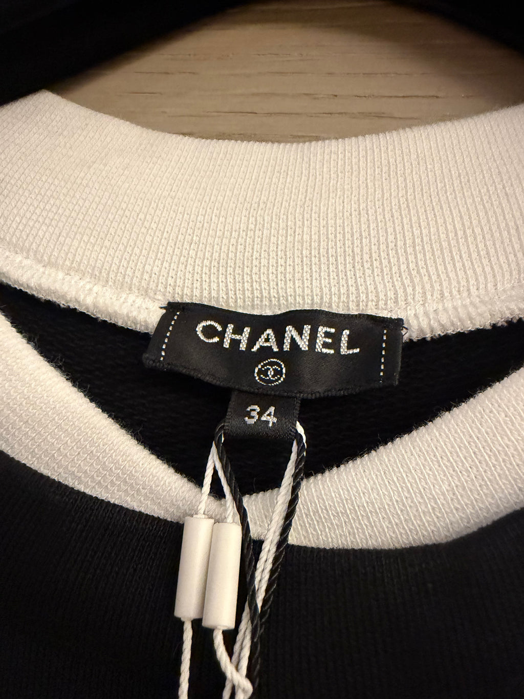 CHANEL N°5 螢光噴墨撞色無袖背心