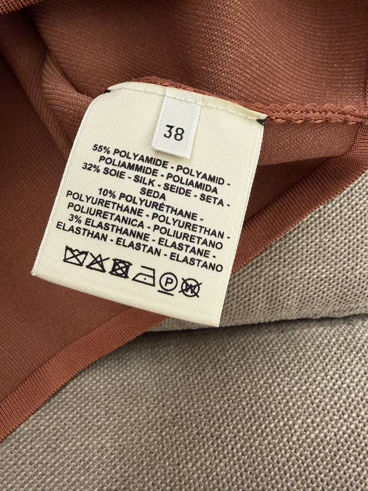 HERMÈS 焦糖棕圓領絲混紡短版無袖針織背心 38 碼 義大利製全新全套吊牌