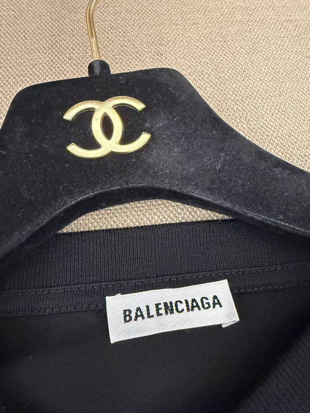 Balenciaga 經典波浪彩條 Logo 黑色合身短袖 T 恤 S 碼 葡萄牙製二手精品