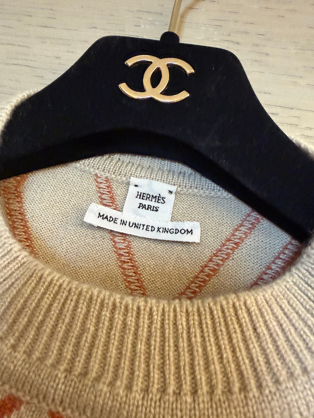 HERMÈS 愛馬仕 經典豬鼻菱格紋圓領羊絨毛衣