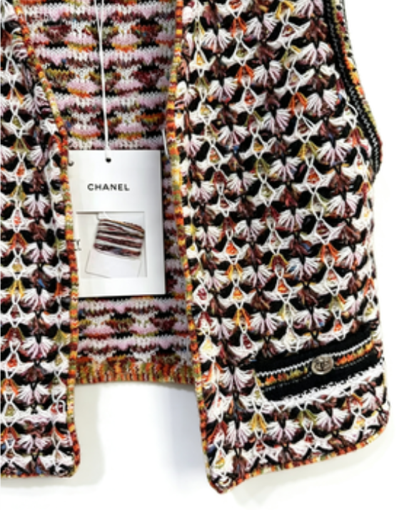 Pre-owned Chanel 23A Series Colorful Crochet Diamond Knit Vest FR34二手香奈儿 23A 系列 彩色钩花菱格针织马甲 FR34 码