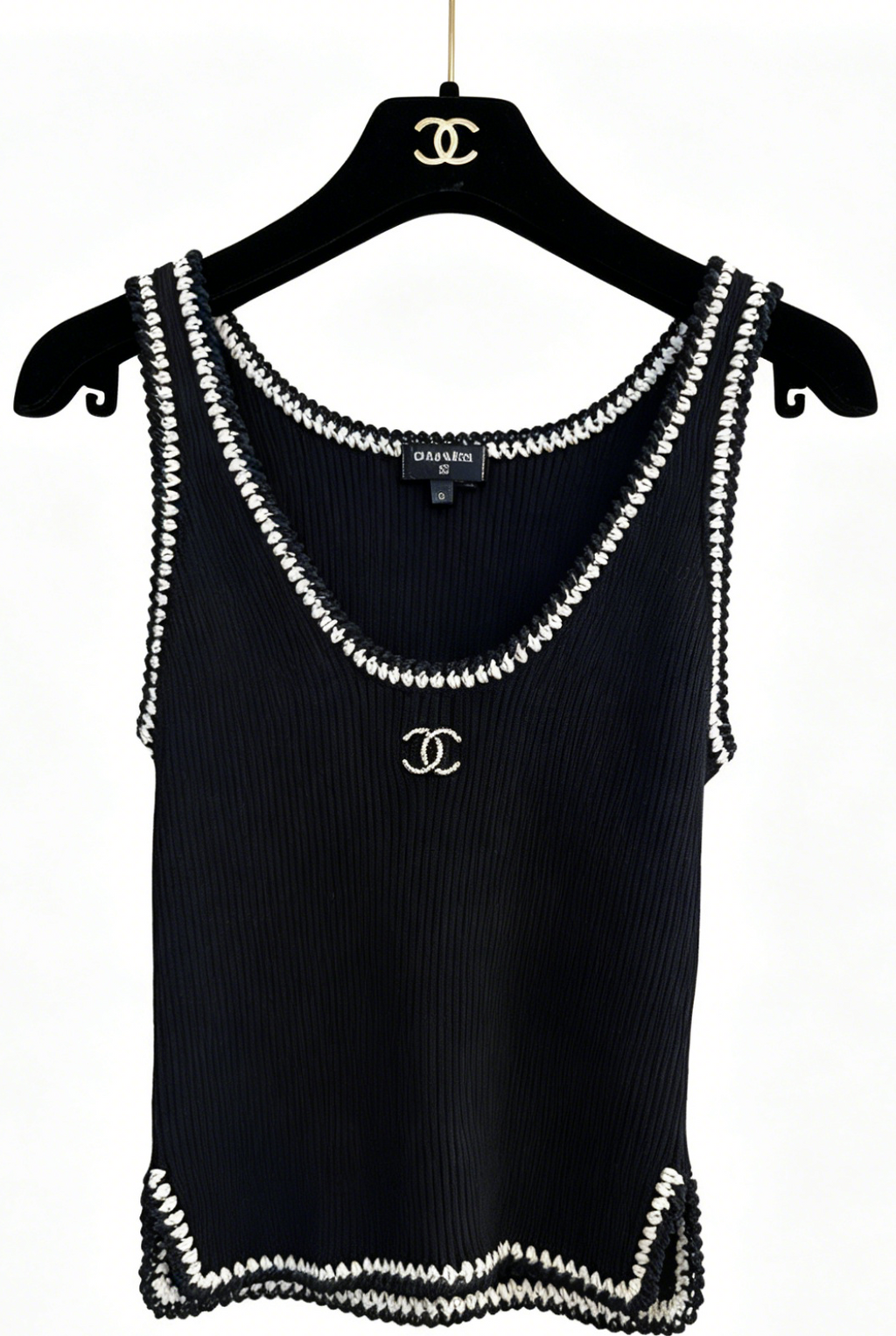 CHANEL 經典黑白編織滾邊雙 C LOGO 坑紋背心