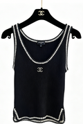 CHANEL 經典黑白編織滾邊雙 C LOGO 坑紋背心