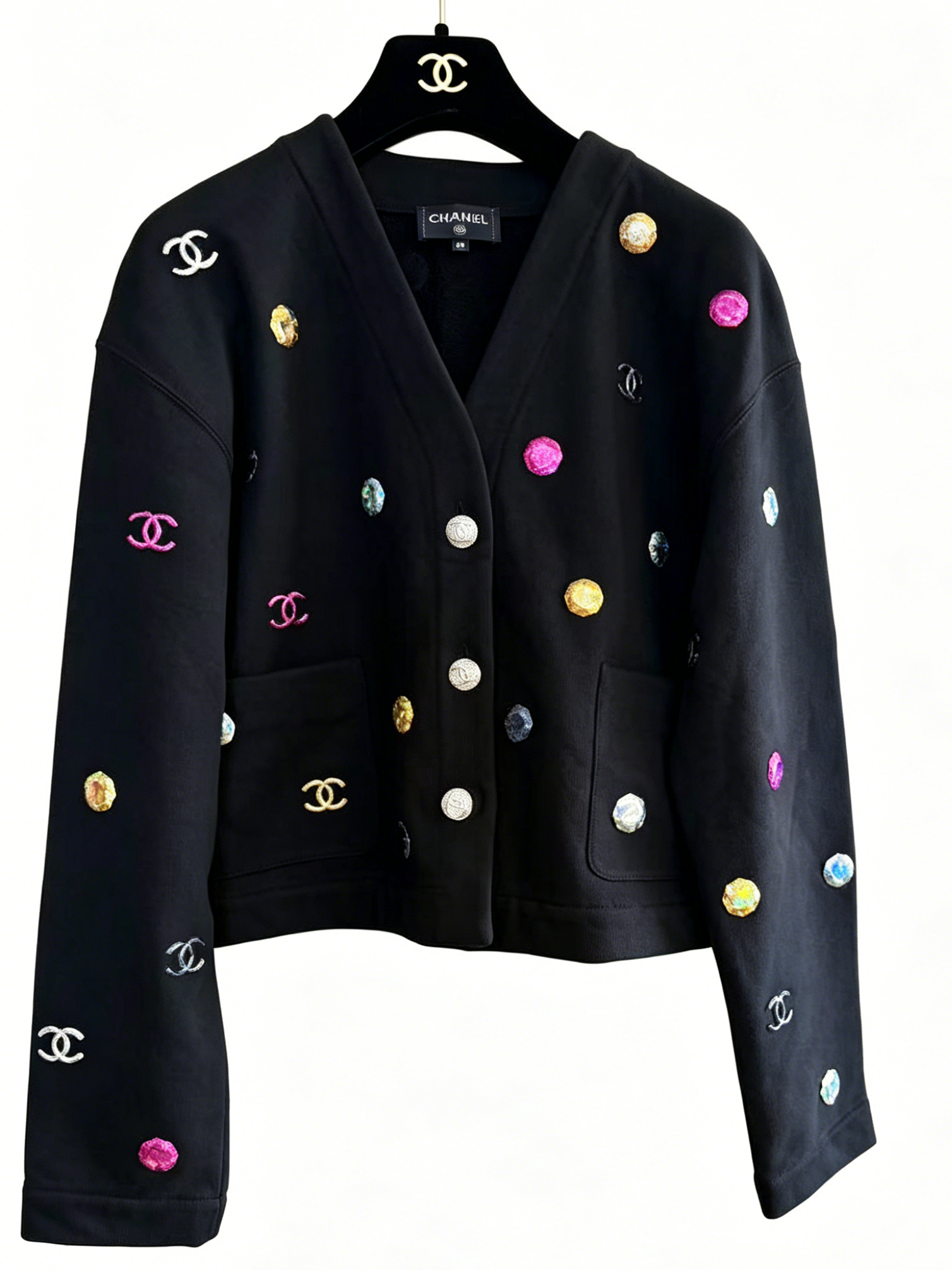 CHANEL 寶石刺繡 V 領短款開衫外套